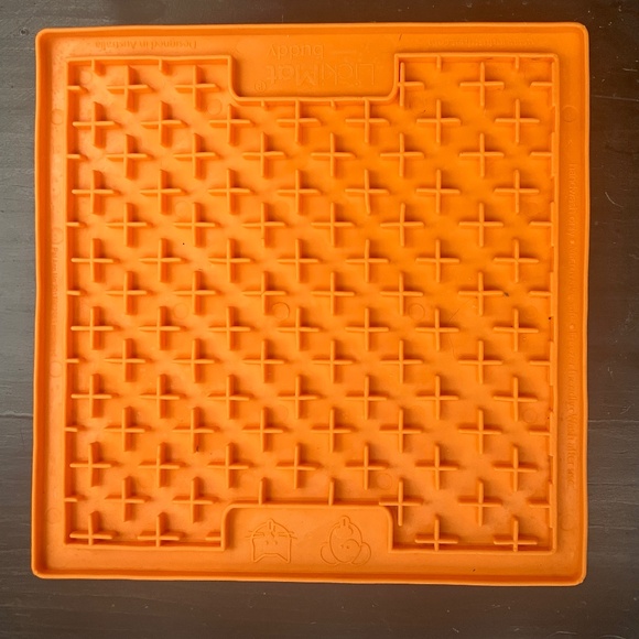 Lickimat Buddy Dog Lick Pad - Picture 6 of 7